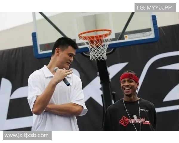 姚明与锐步携手共创篮球新篇章引领运动潮流新风尚