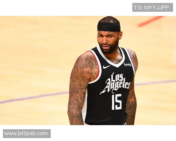 姚明赞扬欧文球技出众称其为当今篮球界的闪耀明星