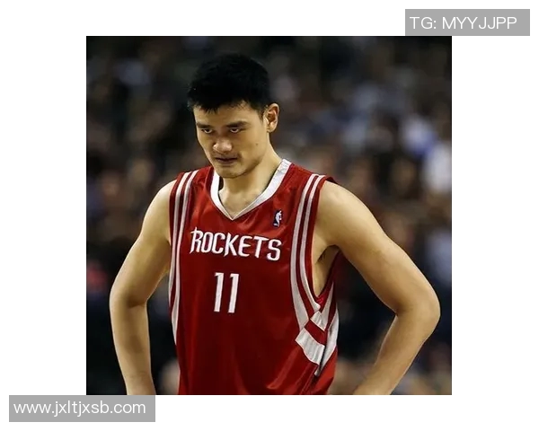 姚明队友的音乐之路：从篮球场到歌坛的精彩转身