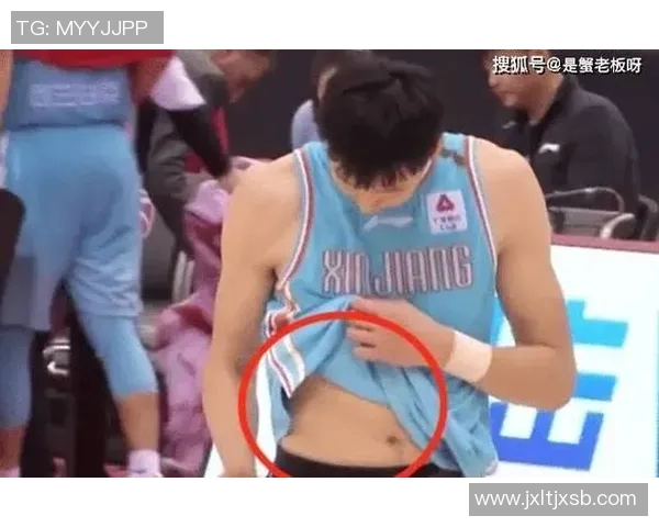 国内体育明星腹肌实力大比拼谁能登顶腹肌之王的宝座 国内体育明星腹肌实力大比拼谁能登顶腹肌之王的宝座