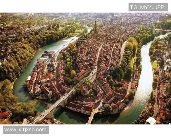 欧洲足球明星奢华豪宅全景展示让你领略不一样的生活方式与品味