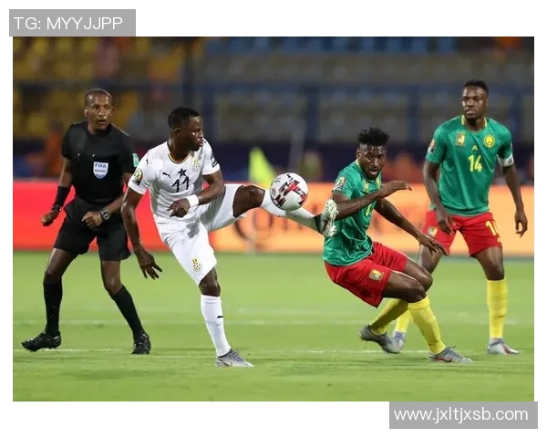 染红发的足球明星如何在赛场上展现个性与实力的完美结合 染红发的足球明星如何在赛场上展现个性与实力的完美结合